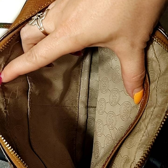 Michael Kors Bags Michael Kors Crossbody Poshmark